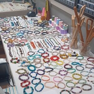 Preview For Tuesday Unlisted Live Jewelry Show.. 20lb Stone Lot